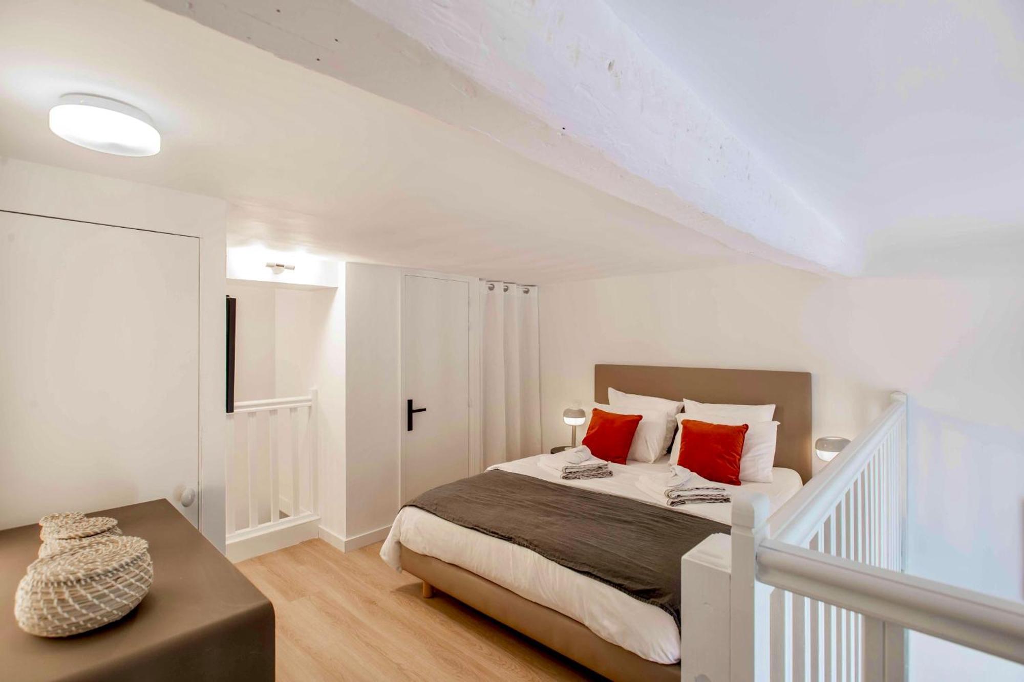Suede Promenade Duplex Apartment At 1 Min From The Sea 2 Bathrooms Ницца Экстерьер фото