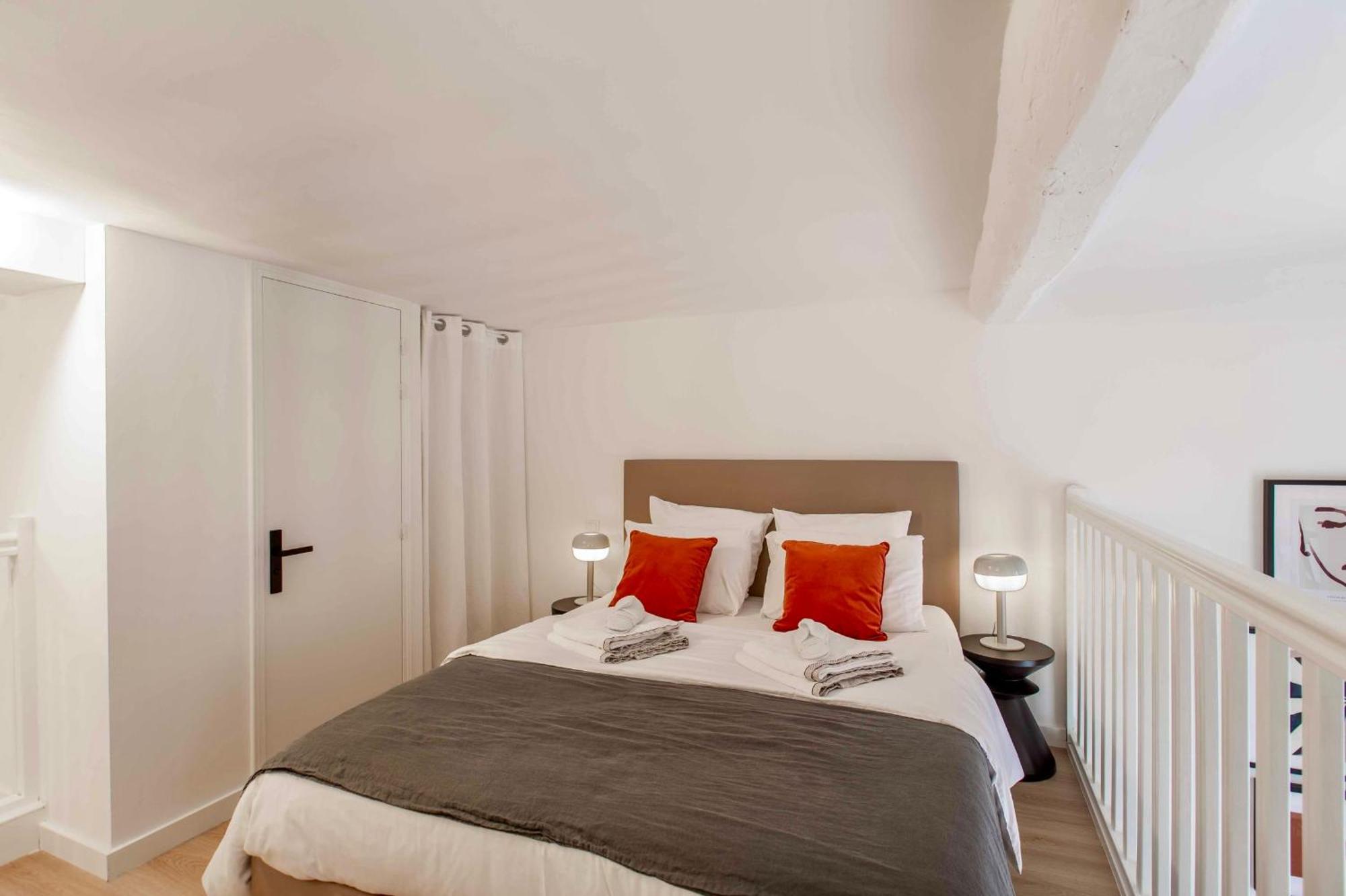 Suede Promenade Duplex Apartment At 1 Min From The Sea 2 Bathrooms Ницца Экстерьер фото